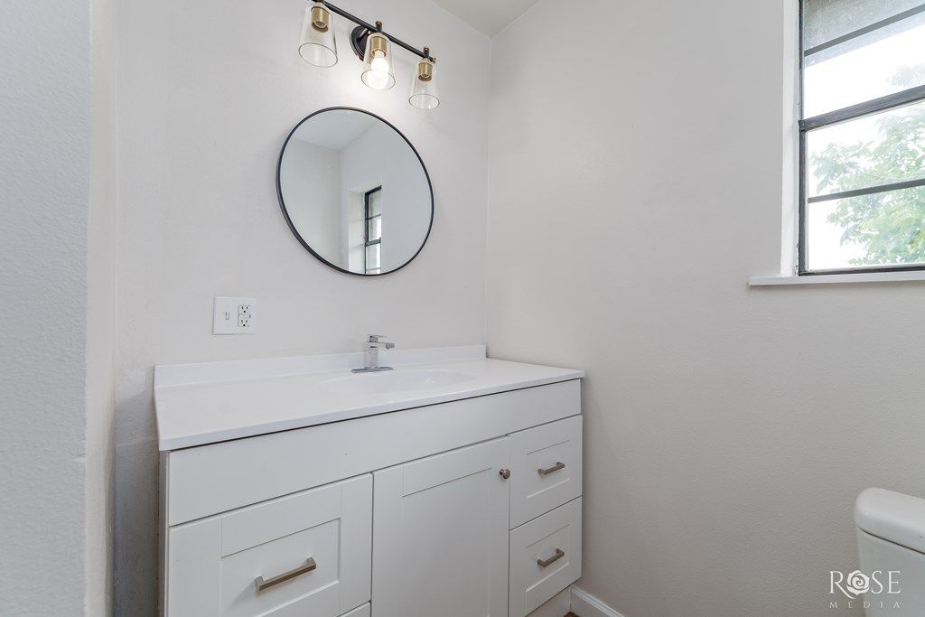 Image 11 of property listing at 8758 Hwy 67, San Angelo, TX 76905