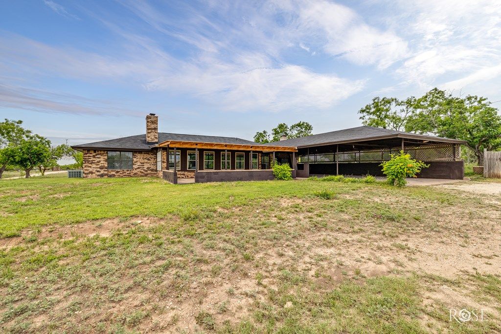 Image 15 of property listing at 8758 Hwy 67, San Angelo, TX 76905