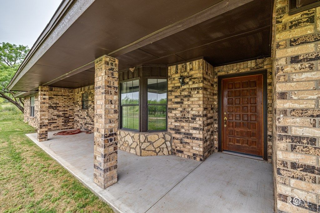 Image 3 of property listing at 8758 Hwy 67, San Angelo, TX 76905