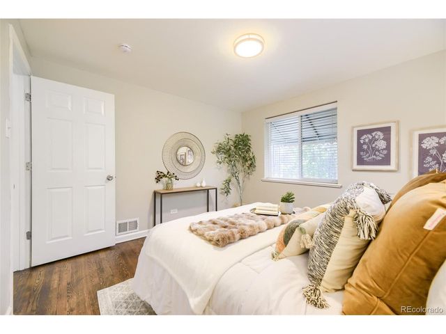 1350 S Canosa Ct, Denver, CO 80219