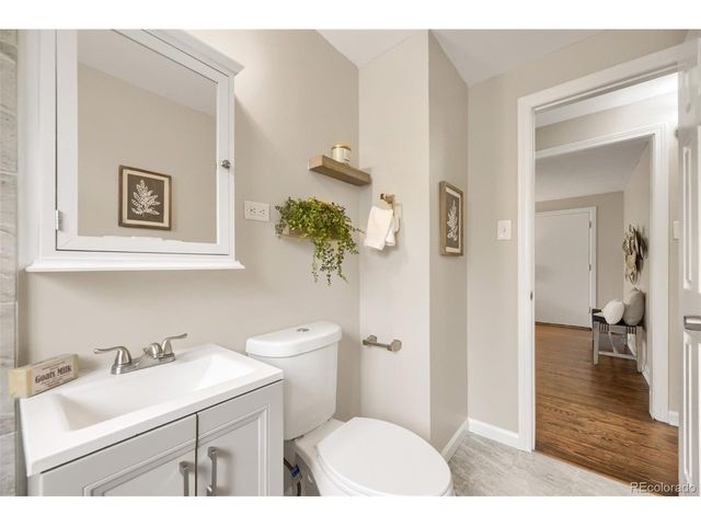 1350 S Canosa Ct, Denver, CO 80219