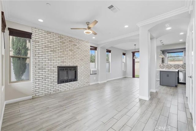 1450 W 11th St, Pomona, CA 91766