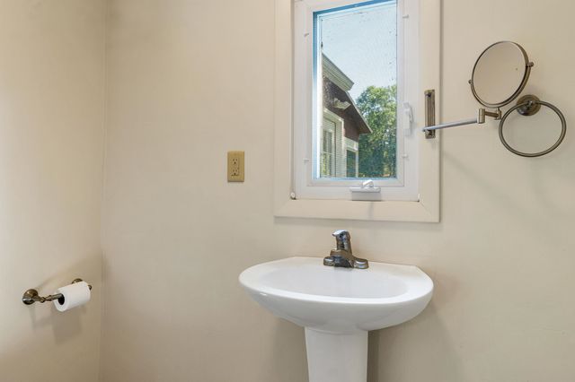 269 Chance Pond Road, Franklin, NH 03235