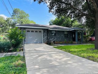 773 E mather, New Braunfels, TX 78130