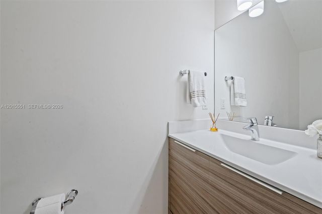 15776 NW 91st Ct, Miami Lakes, FL 33018