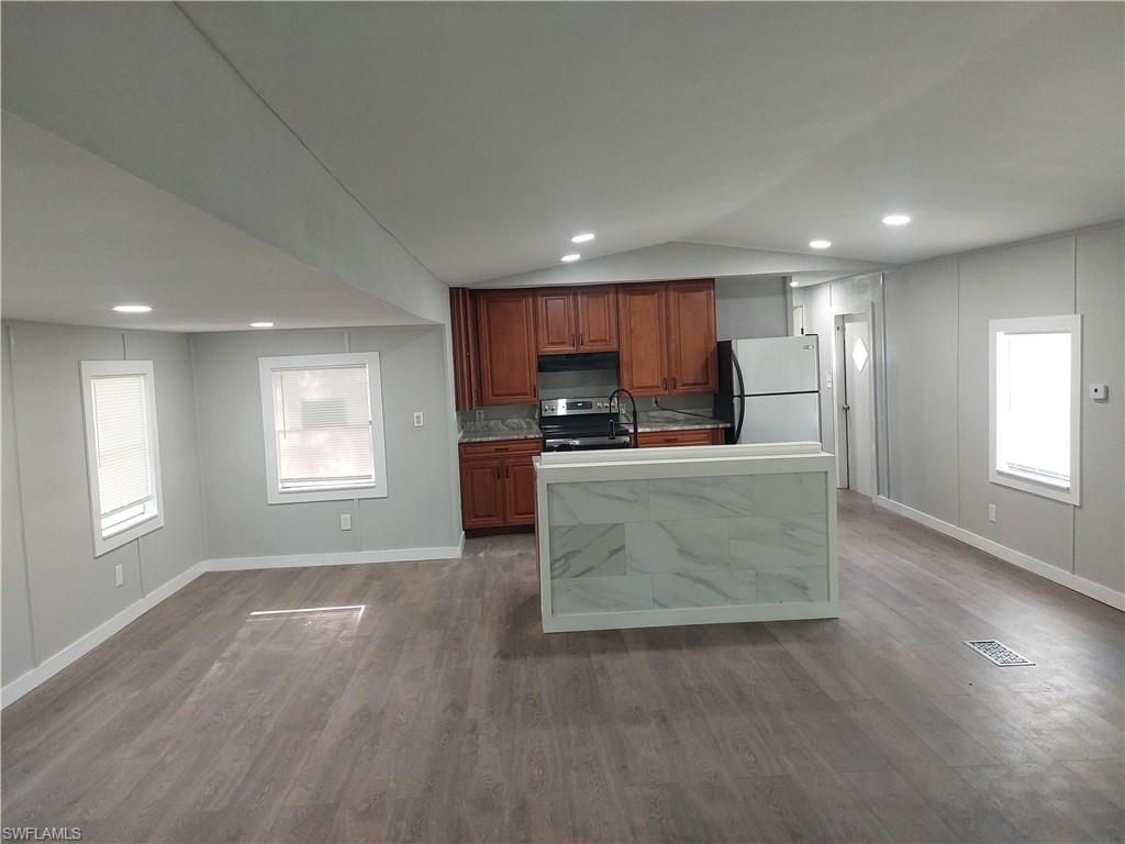 8386 Tolles DR, NORTH FORT MYERS, FL 33917 — photo 4