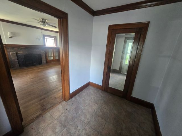 1721 S 5th Street, Rockford, IL 61104
