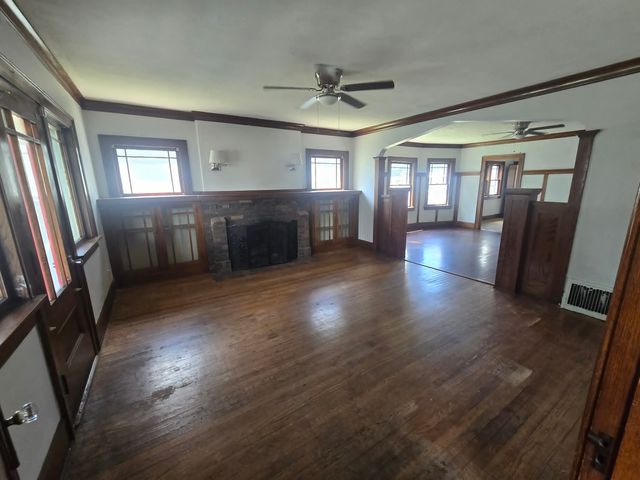 1721 S 5th Street, Rockford, IL 61104