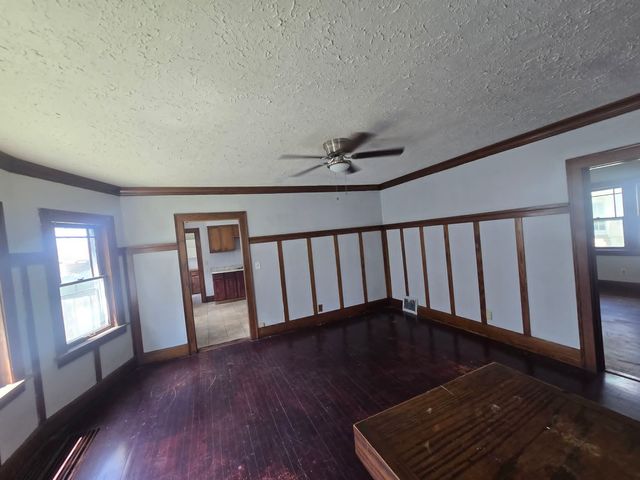 1721 S 5th Street, Rockford, IL 61104