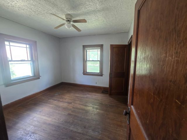 1721 S 5th Street, Rockford, IL 61104