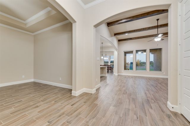 451 Holmes Avenue, Waxahachie, TX 75167