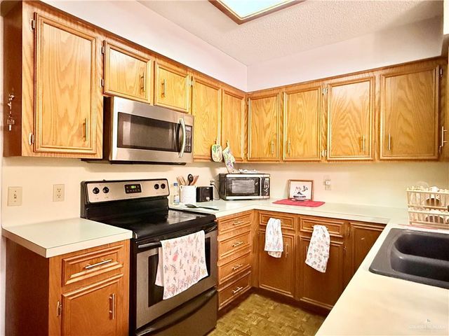 1712 Iowa Street, Mission, TX 78572