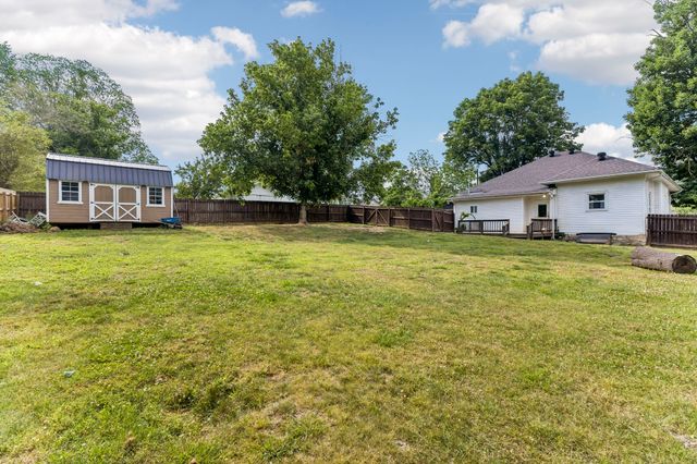204 Jefferson Ave, E, Carthage, TN 37030