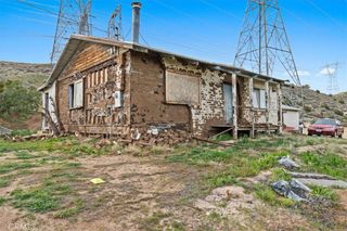 32301 Angeles Forest, Palmdale, CA 93550