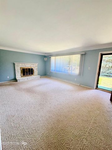 10483 Elms Road, Montrose Twp, MI 48457