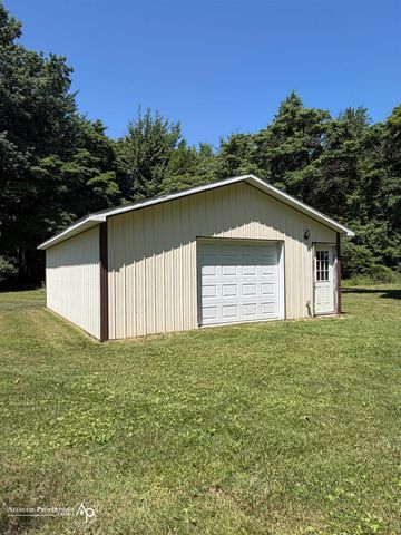 10483 Elms Road, Montrose Twp, MI 48457