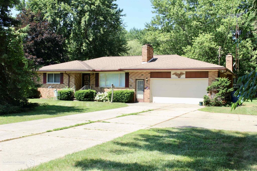 10483 Elms Road, Montrose Twp, MI 48457
