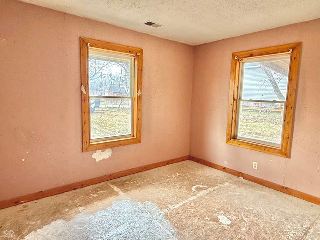 2633 N Layman Avenue, Indianapolis, IN 46218