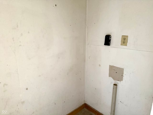 2633 N Layman Avenue, Indianapolis, IN 46218