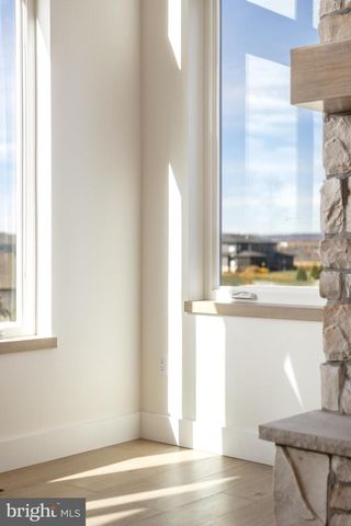 315 FARMHILL DR, State College, PA 16801