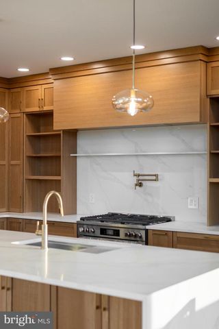 315 FARMHILL DR, State College, PA 16801