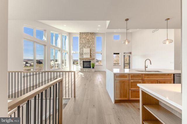 315 FARMHILL DR, State College, PA 16801