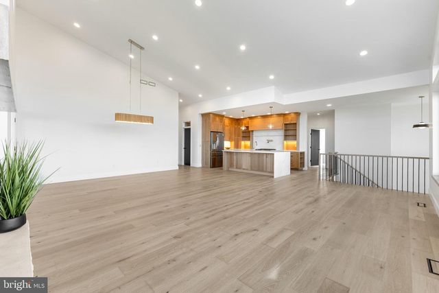 315 FARMHILL DR, State College, PA 16801