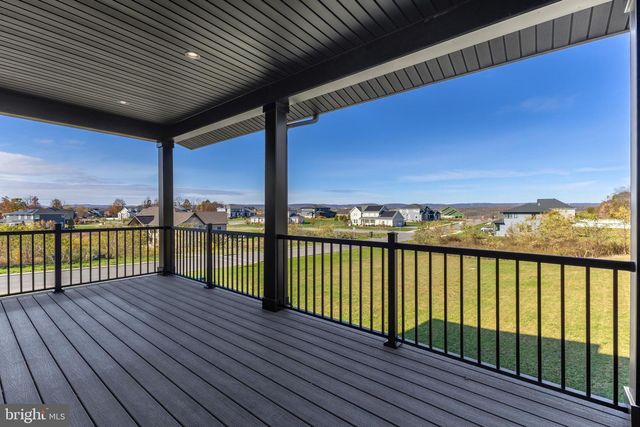 315 FARMHILL DR, State College, PA 16801