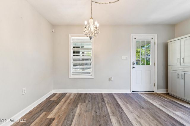 10740 Lilinoe Way, Diamondhead, MS 39525