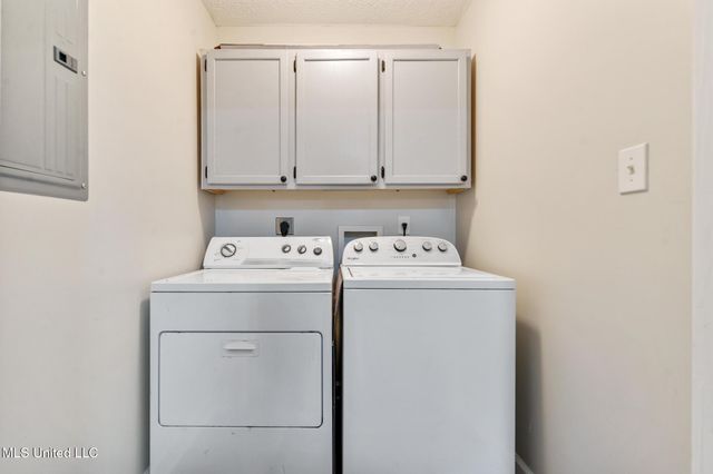 10740 Lilinoe Way, Diamondhead, MS 39525