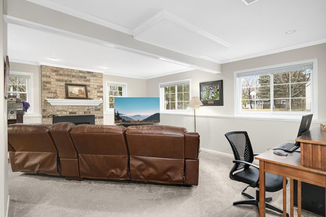 8950 Knollwood Drive, Eden Prairie, MN 55347