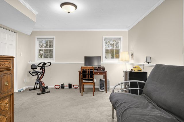 8950 Knollwood Drive, Eden Prairie, MN 55347