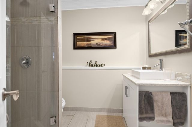 8950 Knollwood Drive, Eden Prairie, MN 55347