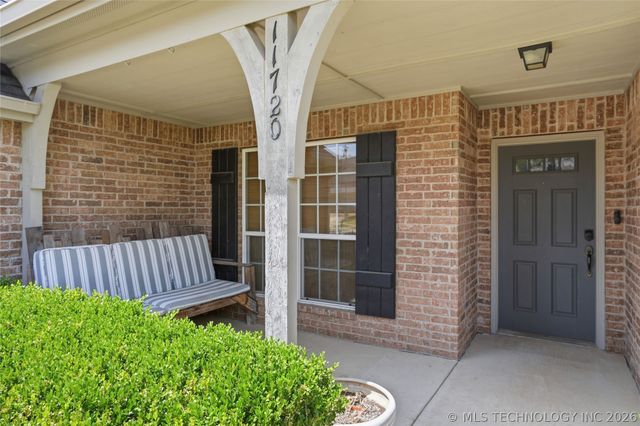 11720 S Vine Street, Jenks, OK 74037