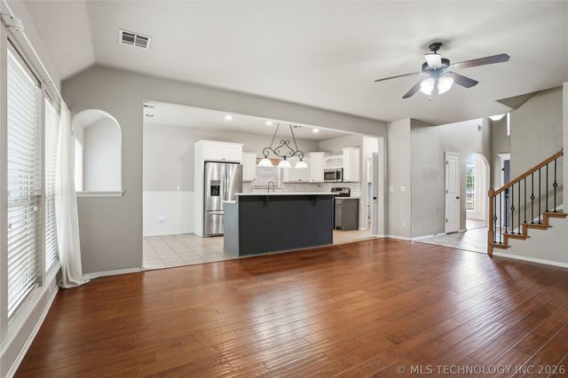 11720 S Vine Street, Jenks, OK 74037