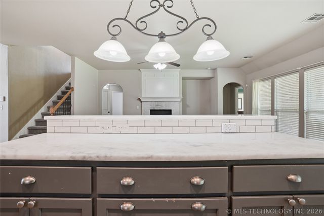 11720 S Vine Street, Jenks, OK 74037