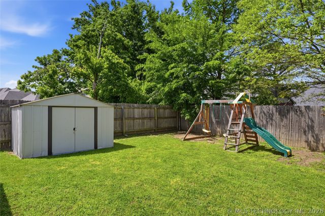 11720 S Vine Street, Jenks, OK 74037