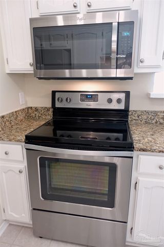 2299 Scenic Hwy R-6, Pensacola, FL 32503