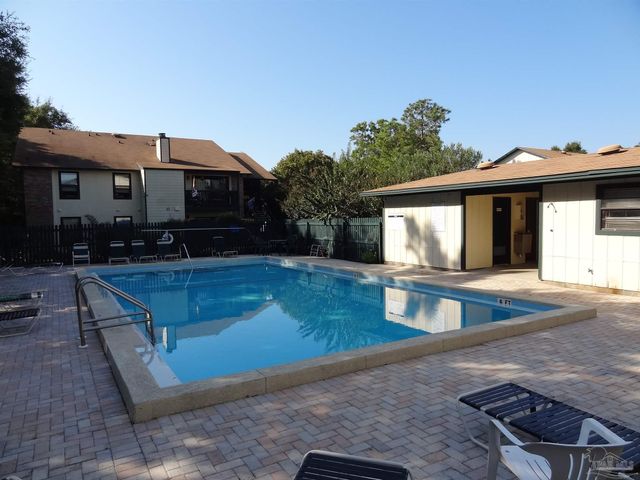 2299 Scenic Hwy R-6, Pensacola, FL 32503