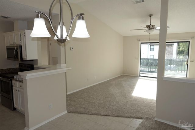 2299 Scenic Hwy R-6, Pensacola, FL 32503