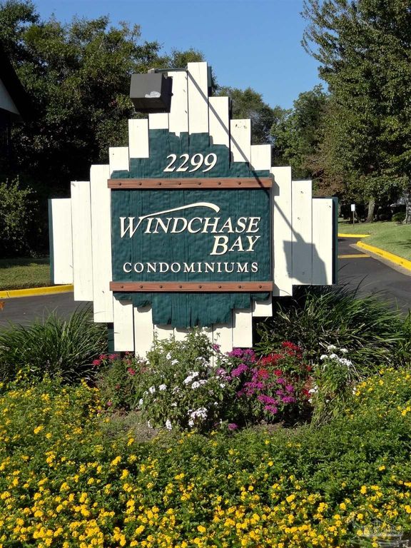 2299 Scenic Hwy R-6, Pensacola, FL 32503