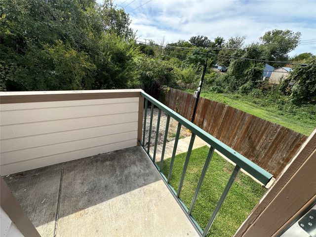 2301 Basil Drive F212, Arlington, TX 76006