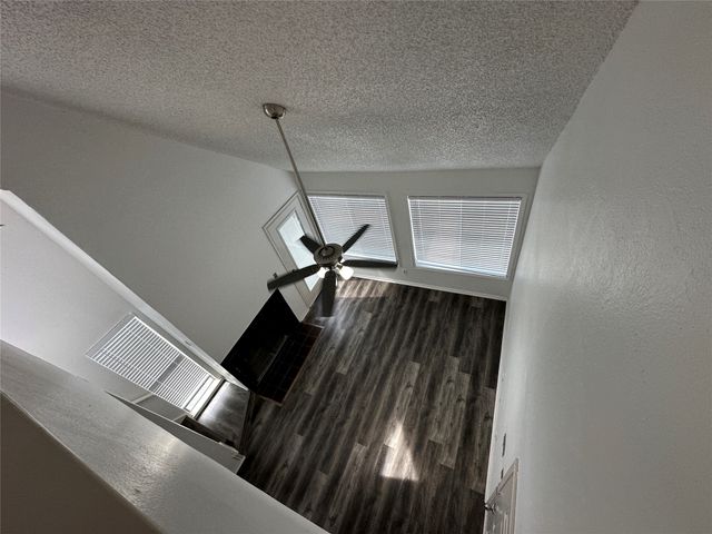 2301 Basil Drive F212, Arlington, TX 76006