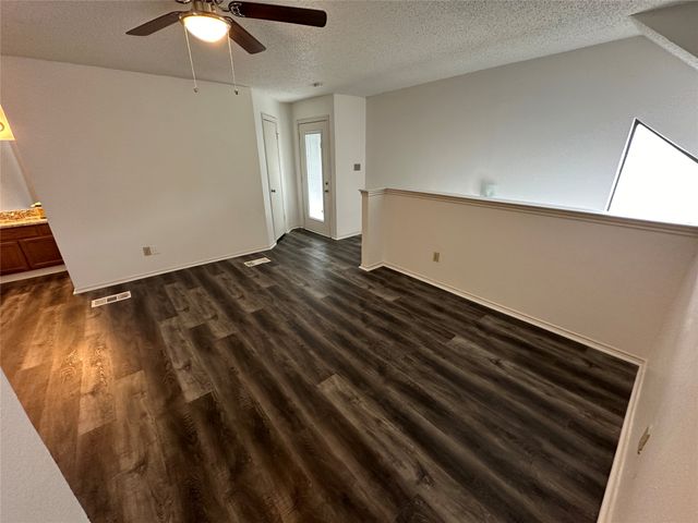 2301 Basil Drive F212, Arlington, TX 76006
