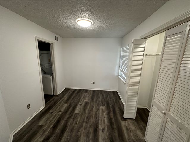 2301 Basil Drive F212, Arlington, TX 76006