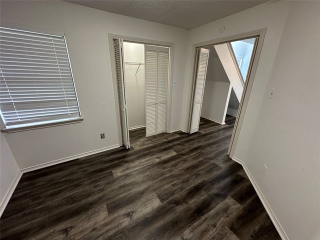 2301 Basil Drive F212, Arlington, TX 76006