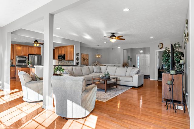 13144 Cresswell Place, Fishers, IN 46037