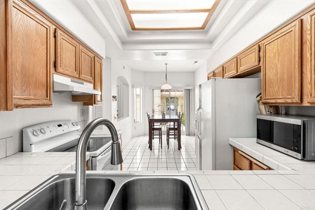 29665 Castle Creek Ln, Escondido, CA 92026