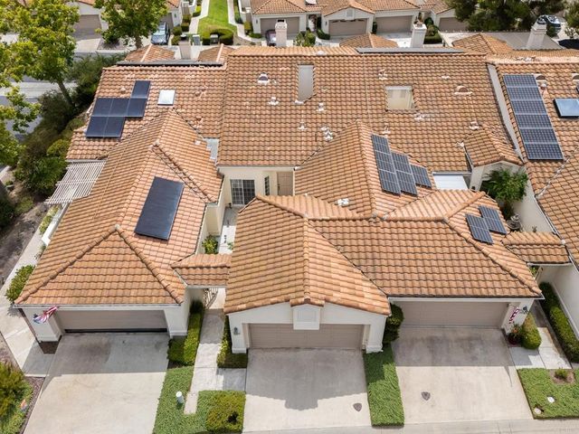 29665 Castle Creek Ln, Escondido, CA 92026