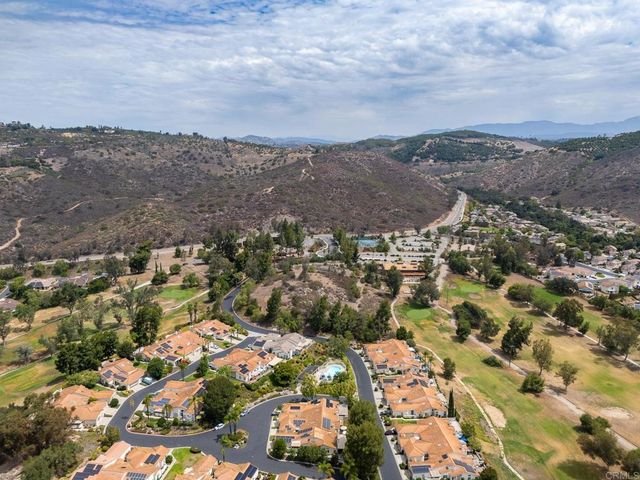 29665 Castle Creek Ln, Escondido, CA 92026